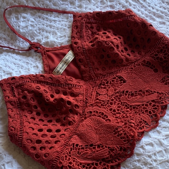 Abercrombie & Fitch Embroidered Bohemian Top - Picture 14 of 16